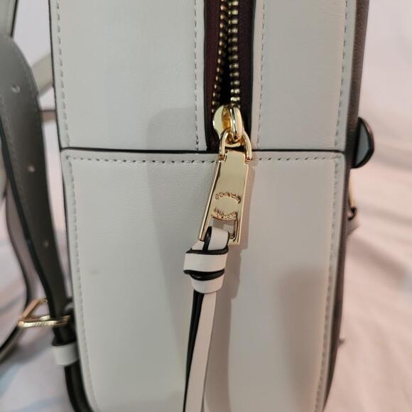 NWOT Coach Jordyn Backpack Signature Canvas/Leather CB871 - Picture 11 of 12